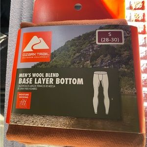 Ozark Men’s Wool Blend Base Layer bottoms size: Adult small